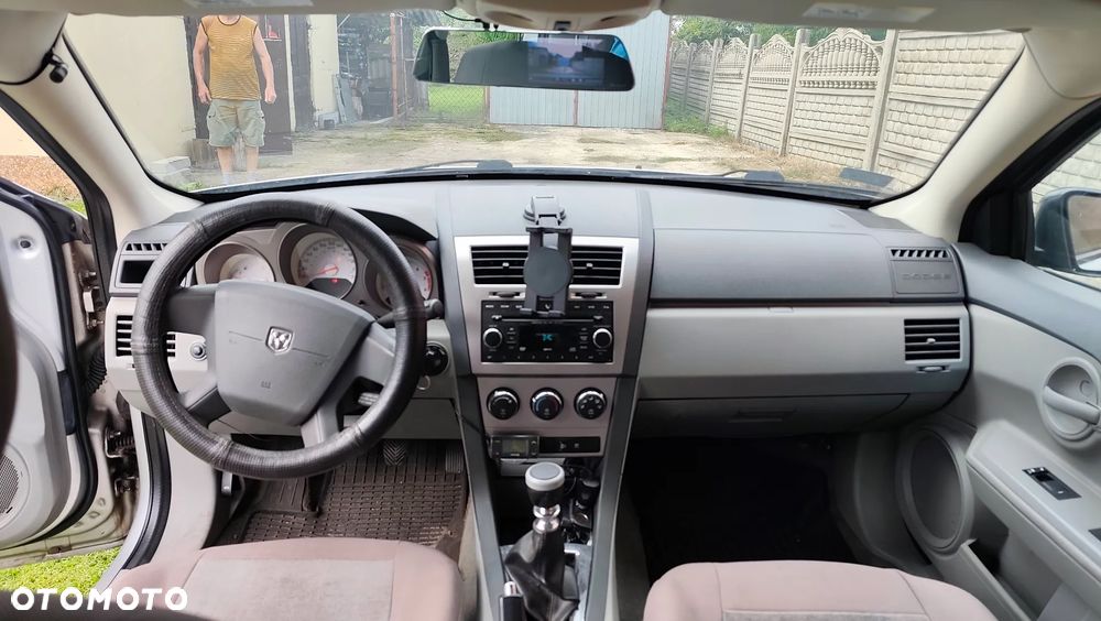 Dodge Avenger 2.0 CRD SE - 12
