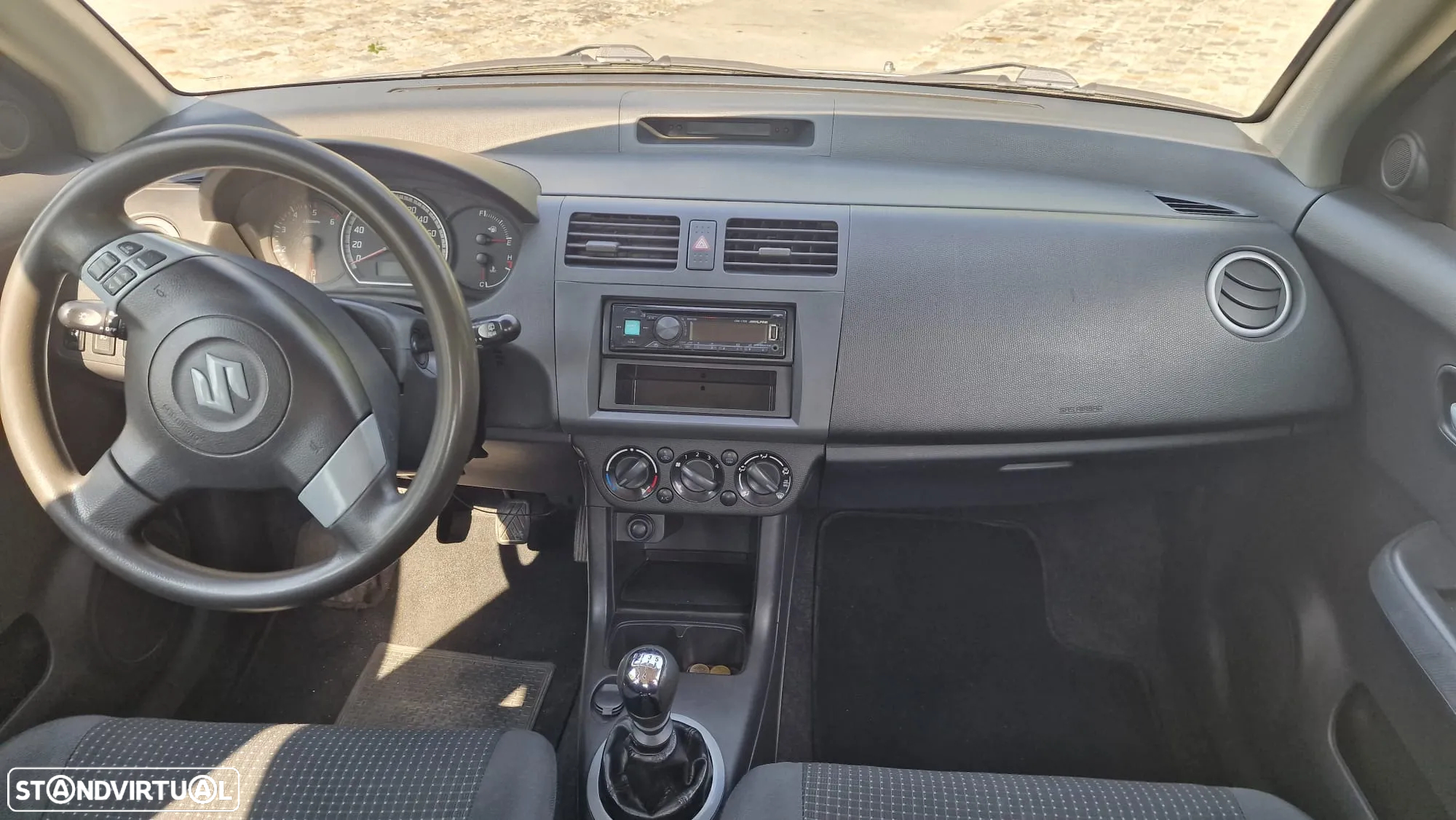 Suzuki Swift 1.3 DDiS GLX - 13