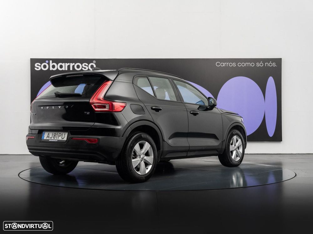 Volvo XC 40 1.5 T2 Momentum Core - 6