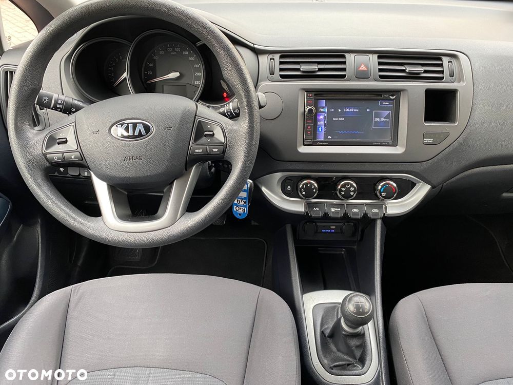 Kia Rio 1.2 Business Line - 9