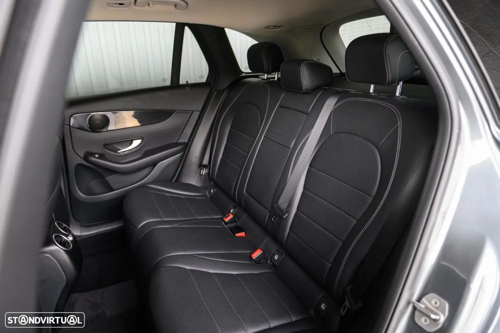 Mercedes-Benz GLC 300 - 22