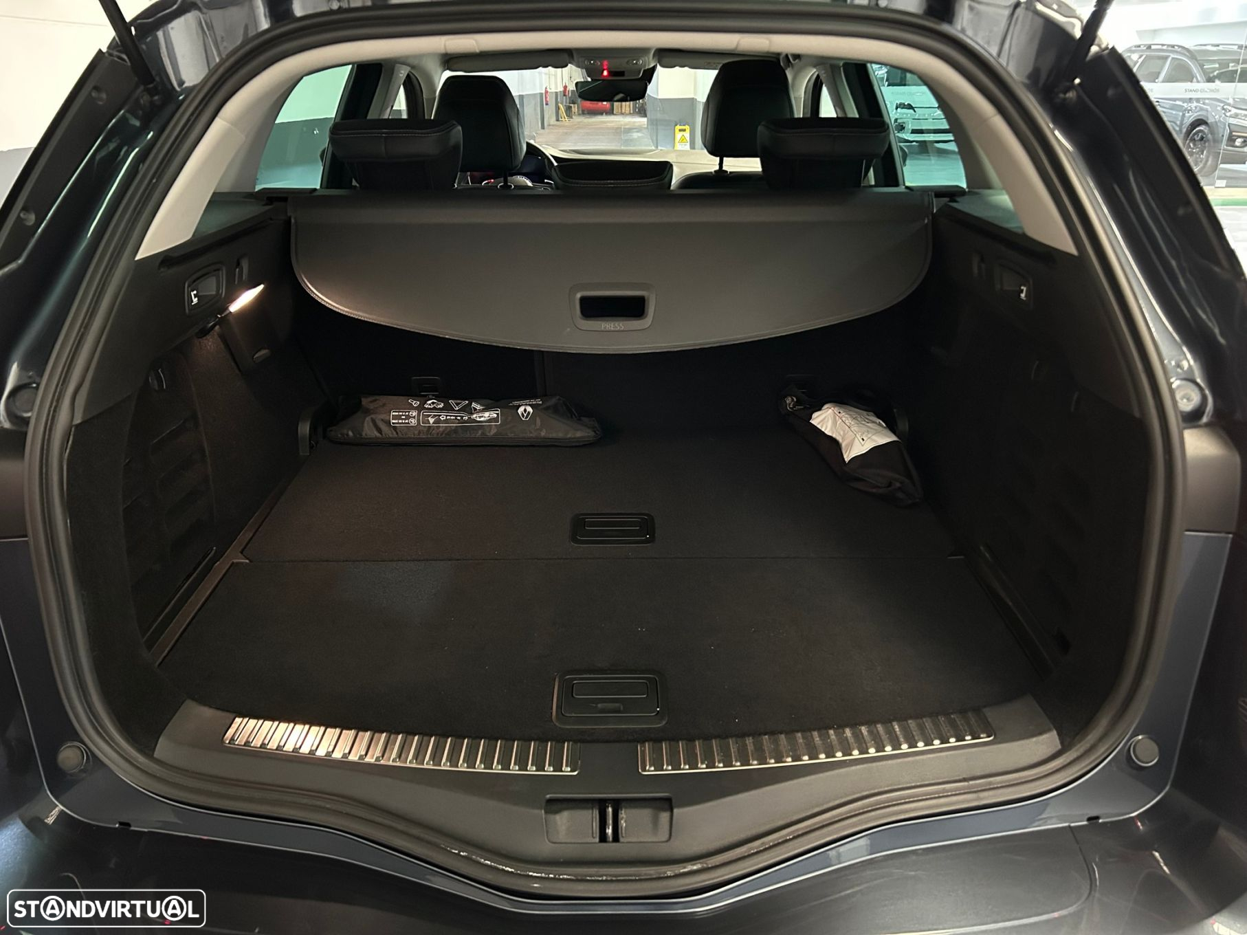 Renault Mégane Sport Tourer 1.5 Blue dCi Limited - 14