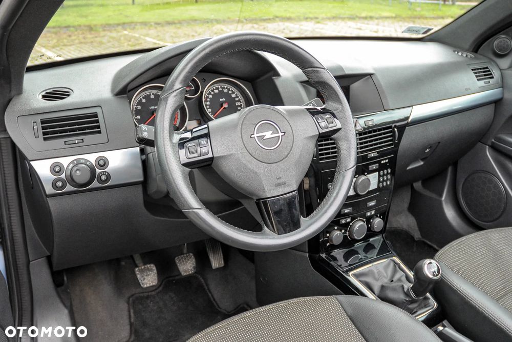 Opel Astra - 9