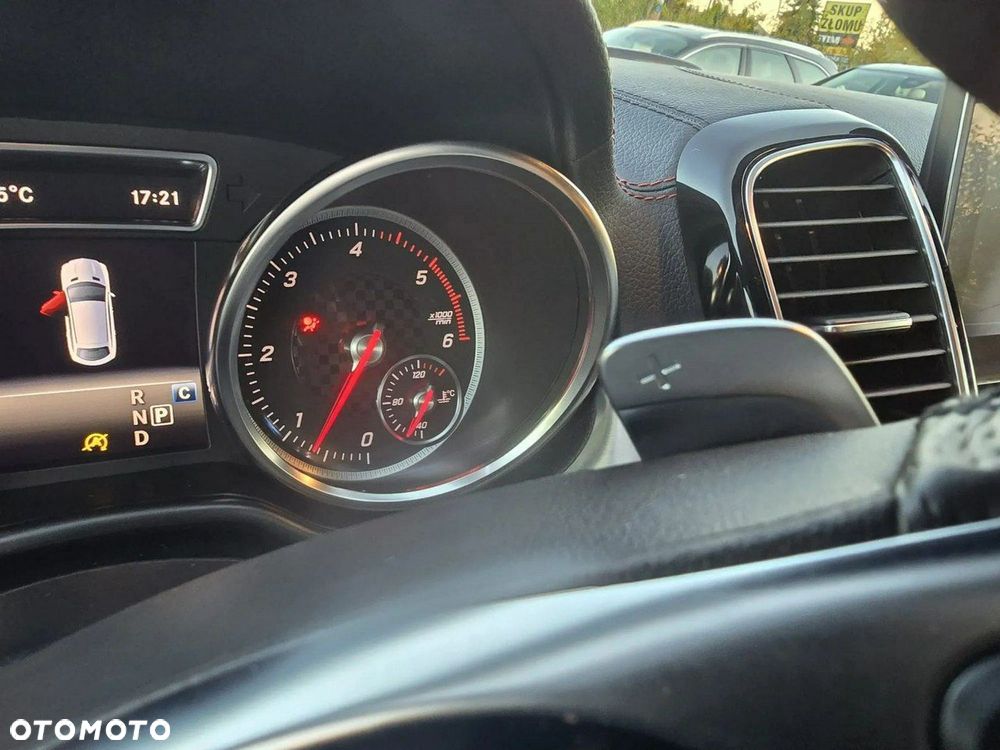 Mercedes-Benz GLE - 14