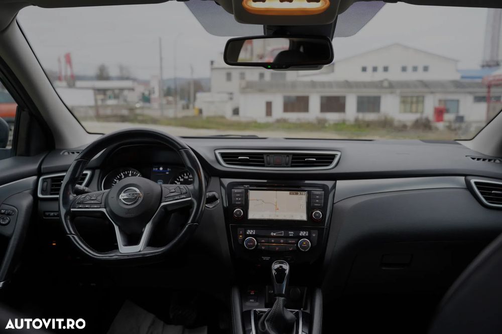 Nissan Qashqai - 11