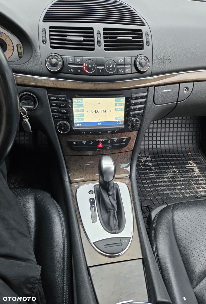 Mercedes-Benz Klasa E 320 Avantgarde - 12