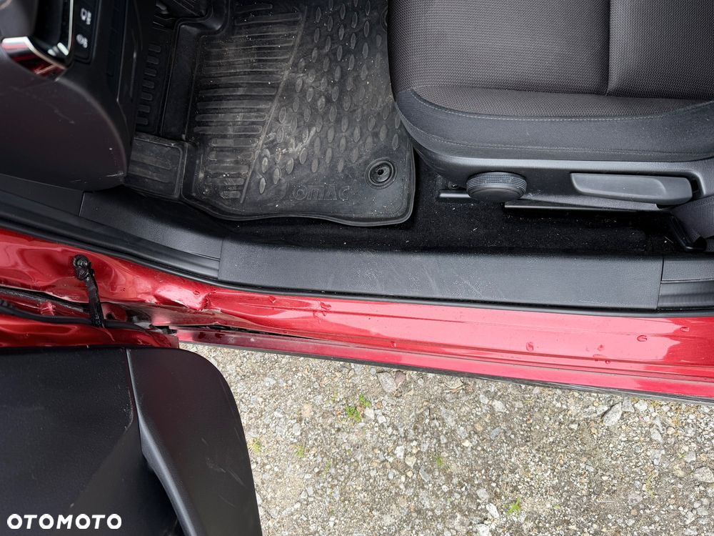 Mazda 3 e-SKYACTIV-X 186 M HYBRID TAKUMI - 14