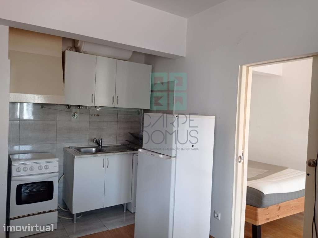 Apartamento T 1 + 1, com varanda fechada, na Reboleira, Amadora - Grande imagem: 4/17