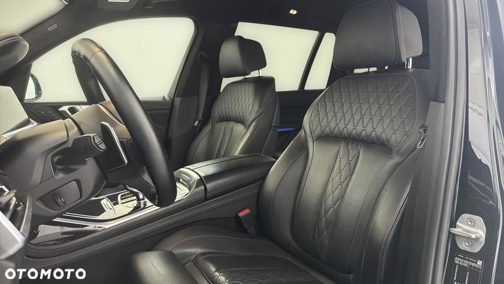 BMW X7 M50d sport - 12