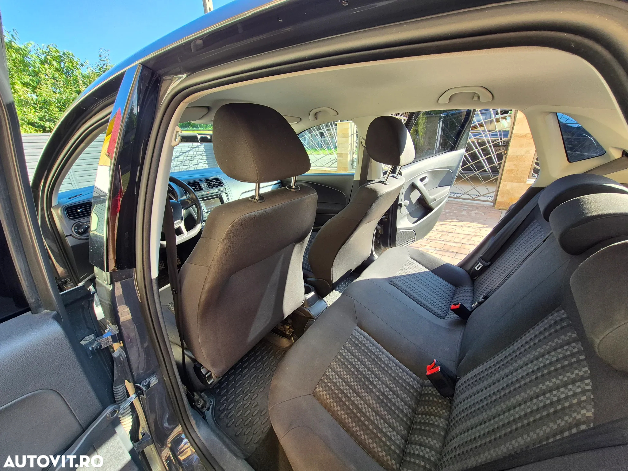 Volkswagen Polo - 13