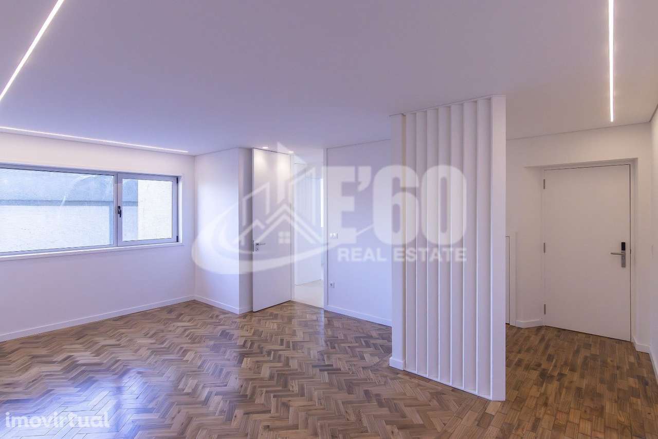 APARTAMENTO T4 CENTRO DO PORTO - Grande imagem: 2/21