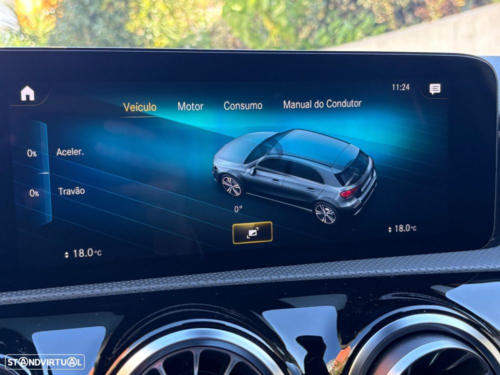 Mercedes-Benz A 200 AMG Line - 43