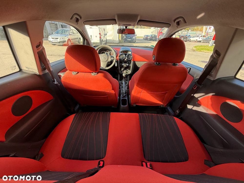 Opel Corsa 1.2 16V Cosmo - 15