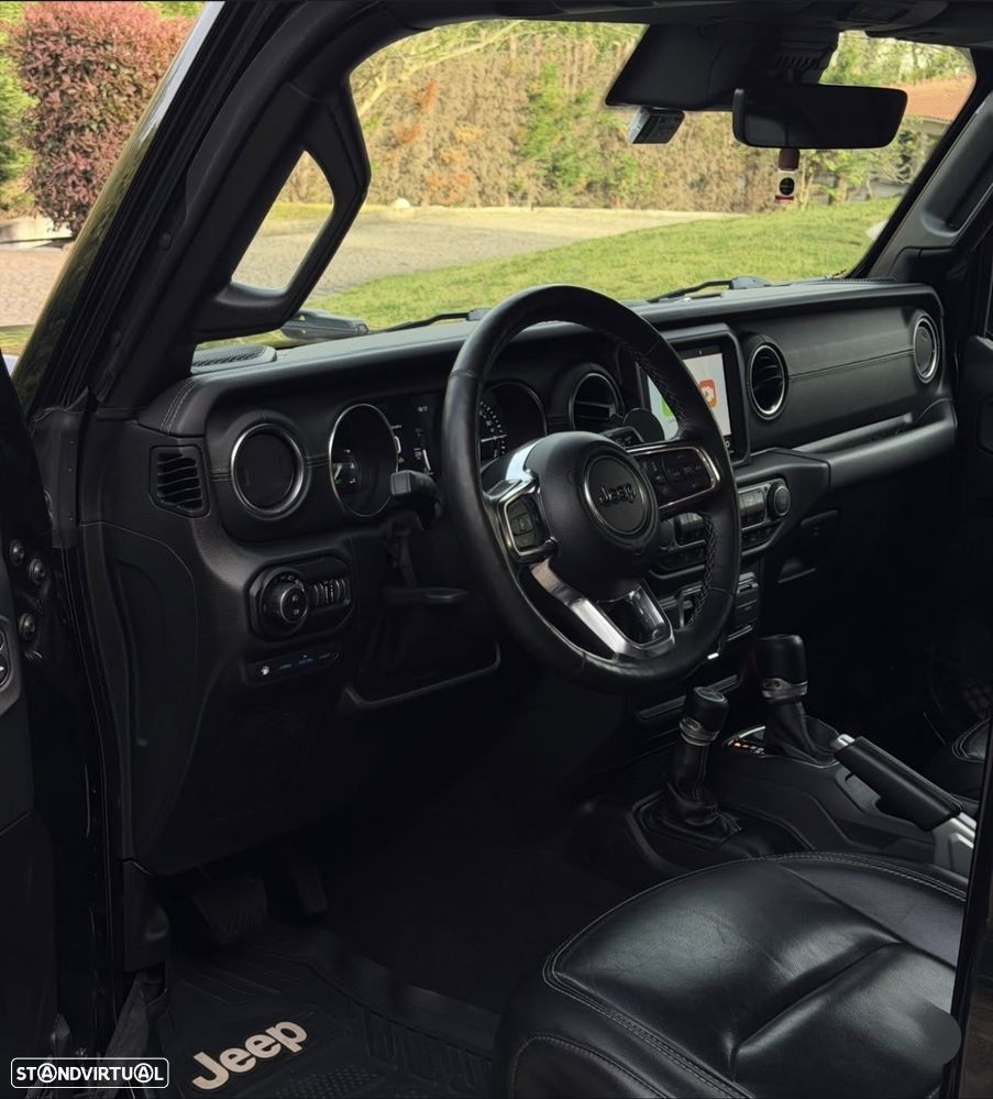 Jeep Wrangler - 6