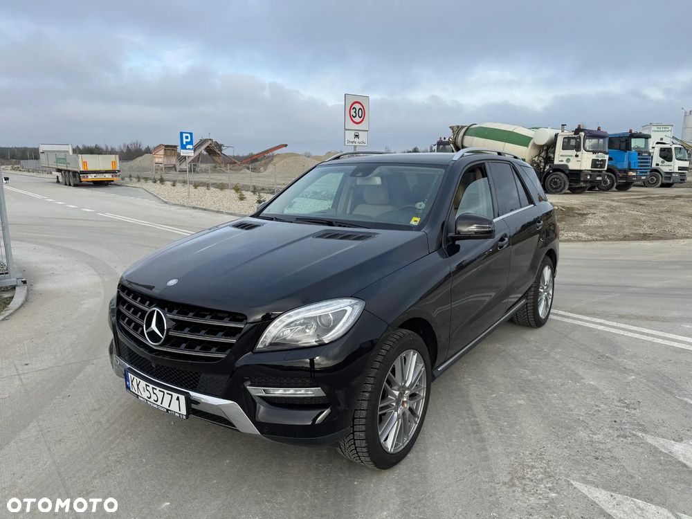 Mercedes-Benz ML - 8