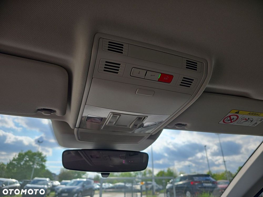 Volkswagen Polo 1.0 TSI Life Plus DSG - 32