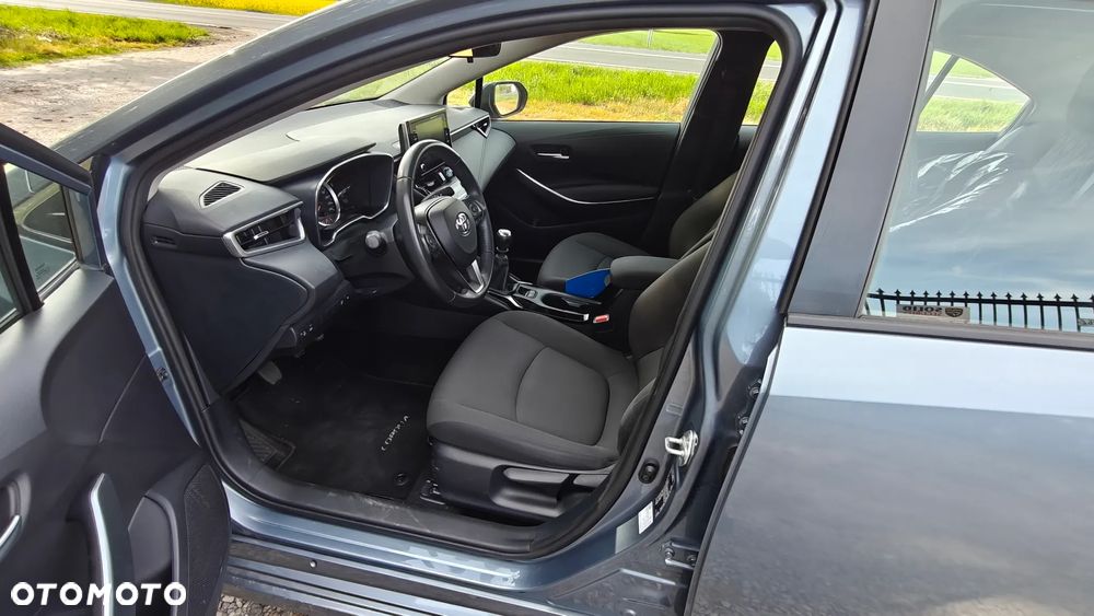 Toyota Corolla 1.6 Comfort - 9