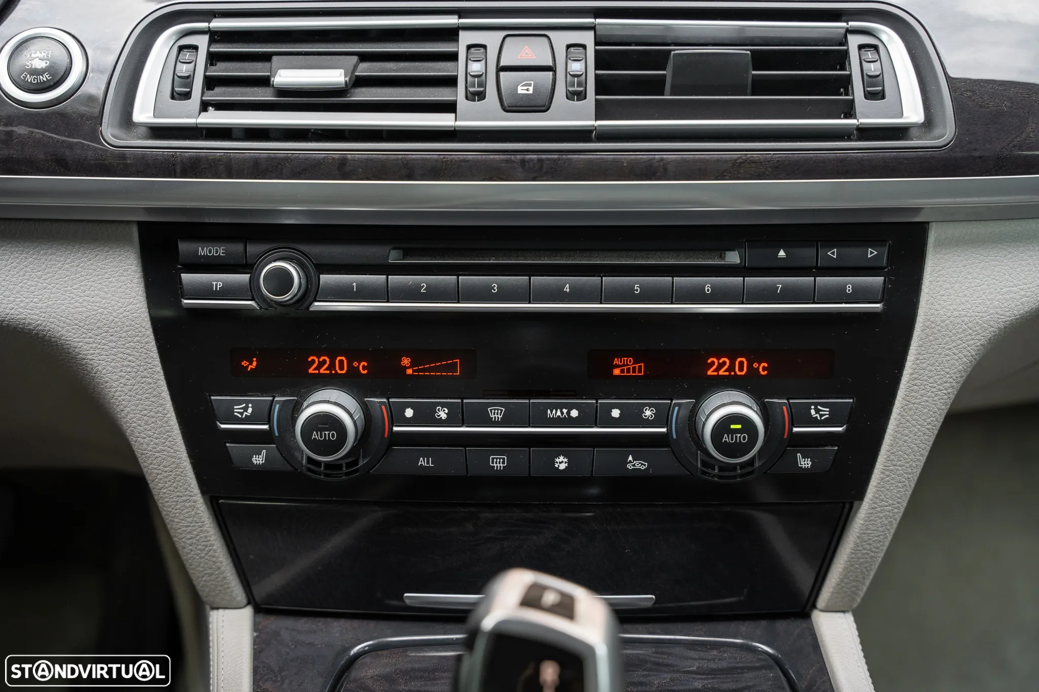 BMW 750 Li - 30