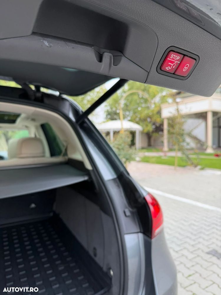 Mercedes-Benz GLE - 26