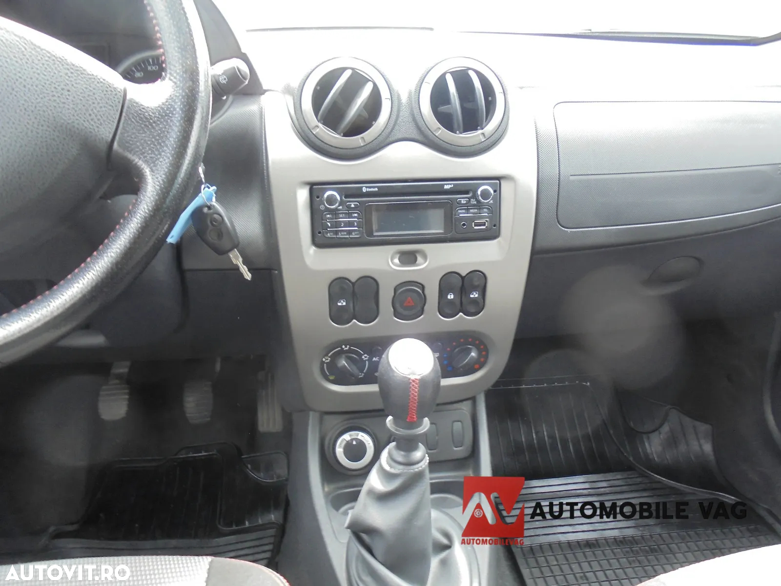 Dacia Duster 1.5 dCi 4x4 Laureate - 17