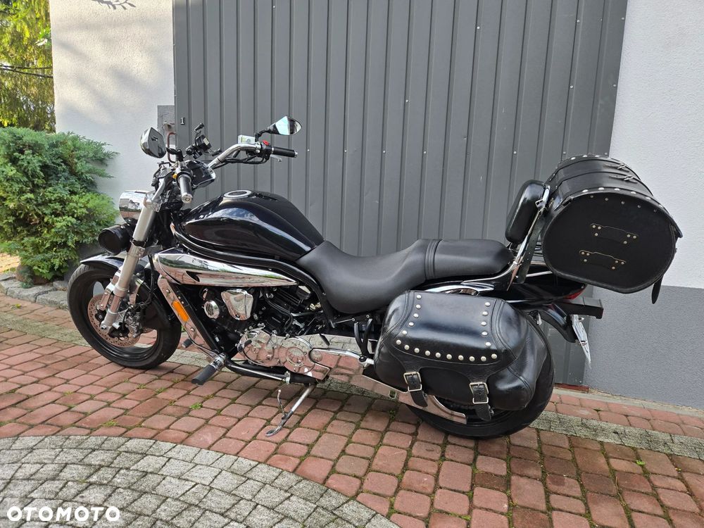 Hyosung GV - 11