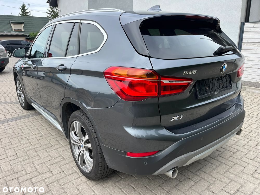 BMW X1 sDrive18d sport - 5