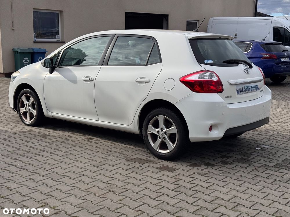 Toyota Auris 2.0 D-4D - 8