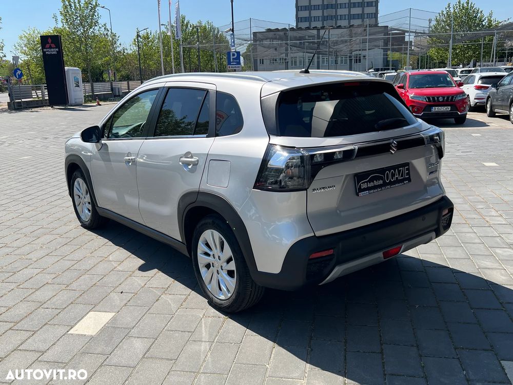 Suzuki S-Cross 1.5 Dualjet ALLGRIP AGS Comfort+ - 9