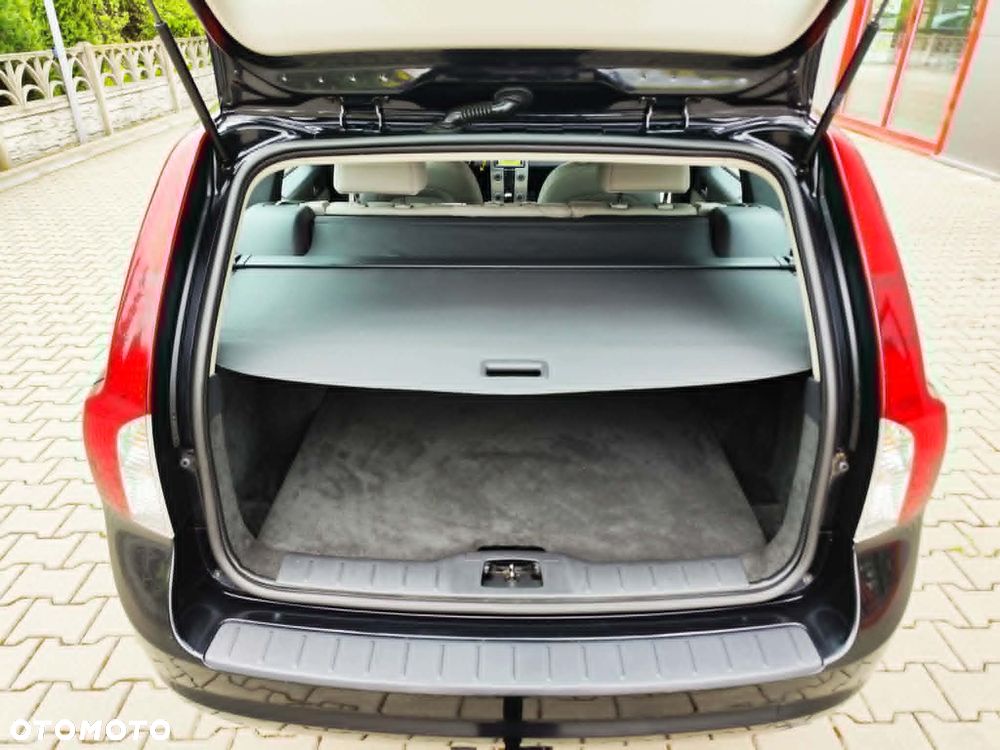 Volvo V50 2.0 Summum - 25