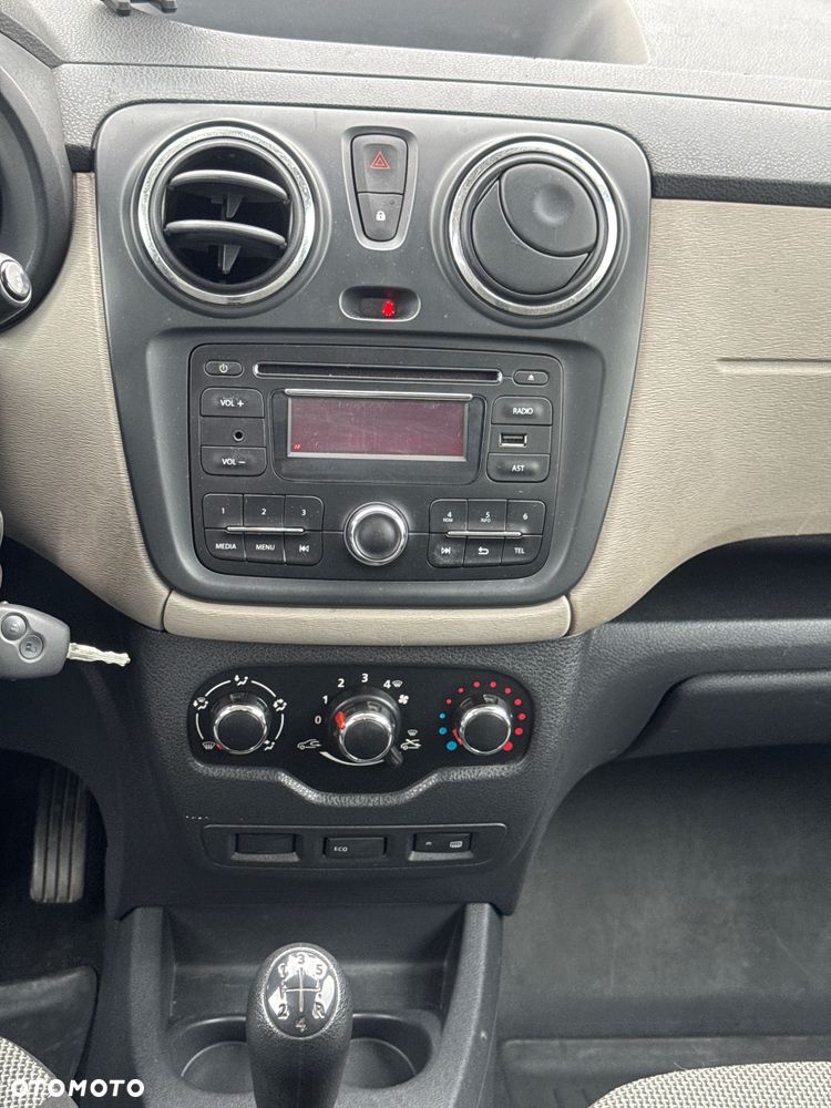 Dacia Lodgy 1.6 SCe Ambiance S&S - 26