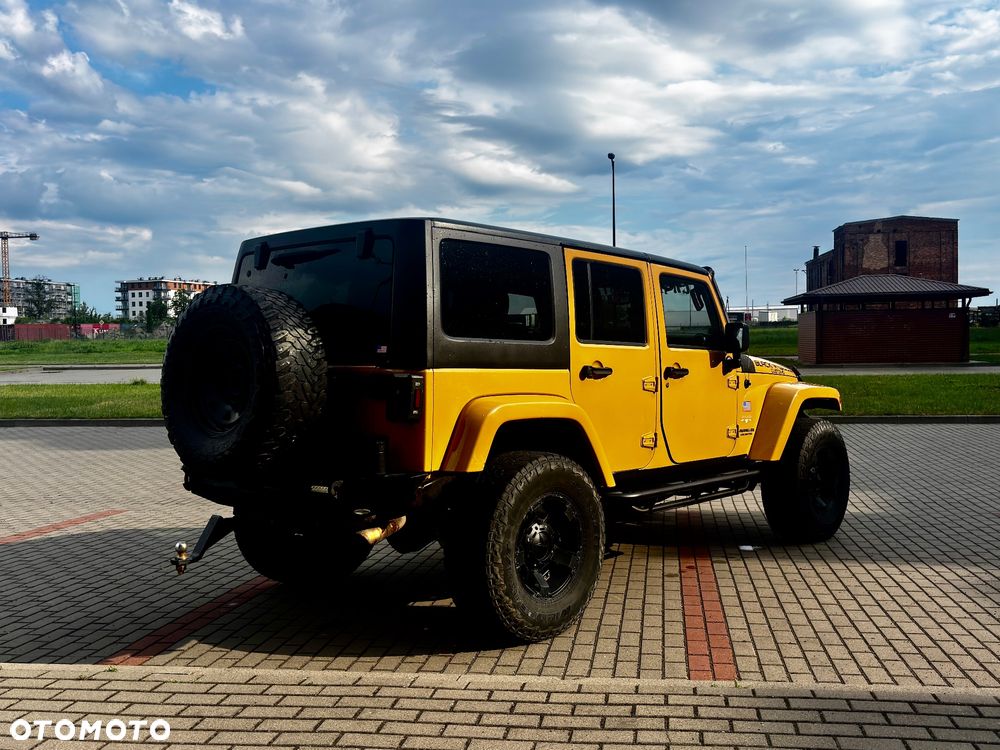 Jeep Wrangler 3.6 Unlim Sahara - 12