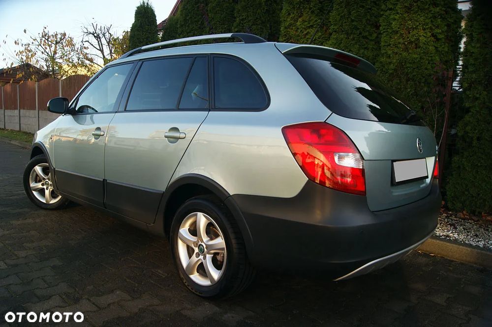 Skoda Fabia 1.2 TSI Scout - 17