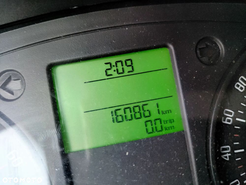 Skoda Roomster 1.2 FAMILY - 21