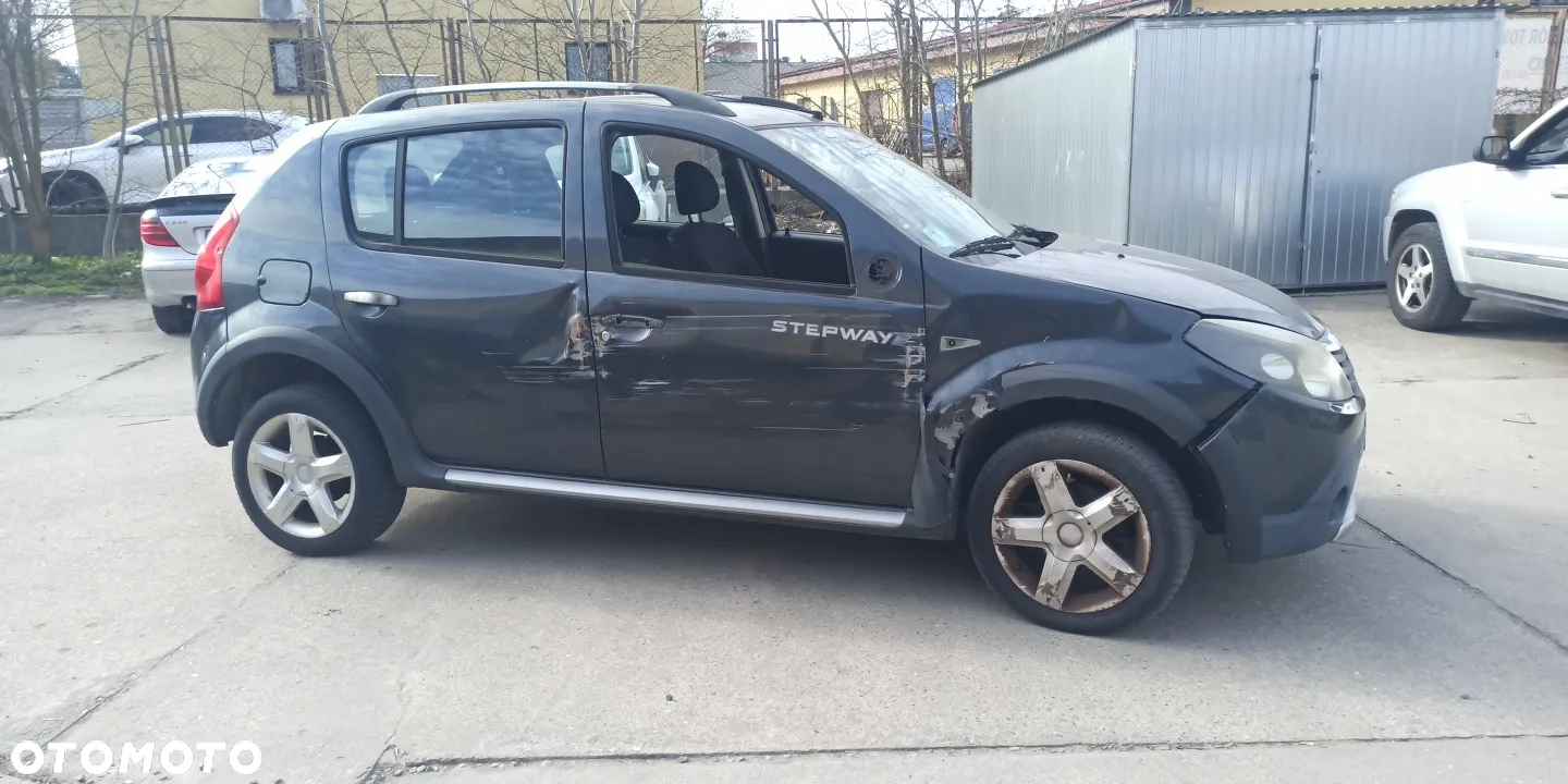 Dacia Sandero 1.5 dCi Stepway - 6