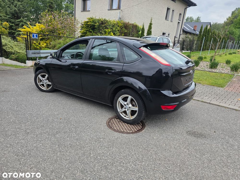 Ford Focus 1.8 Black Magic - 35