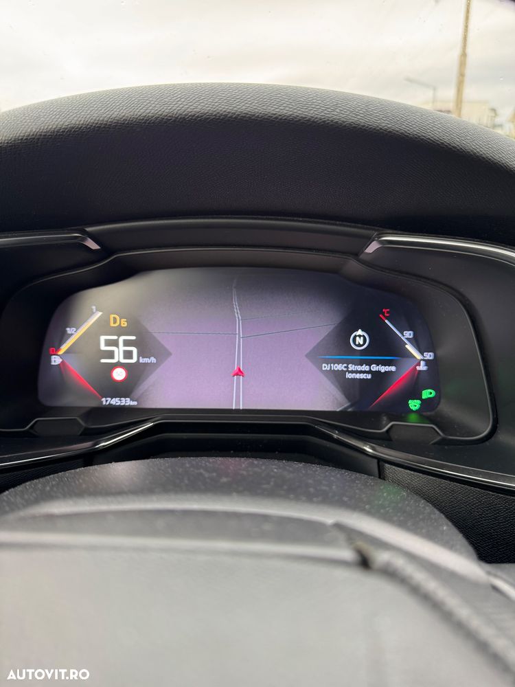 DS Automobiles DS 7 Crossback - 11