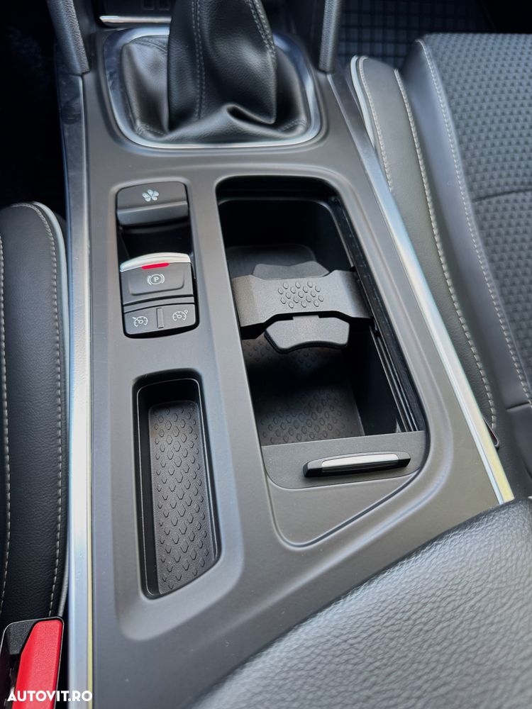 Renault Megane ENERGY dCi 130 BOSE EDITION - 26