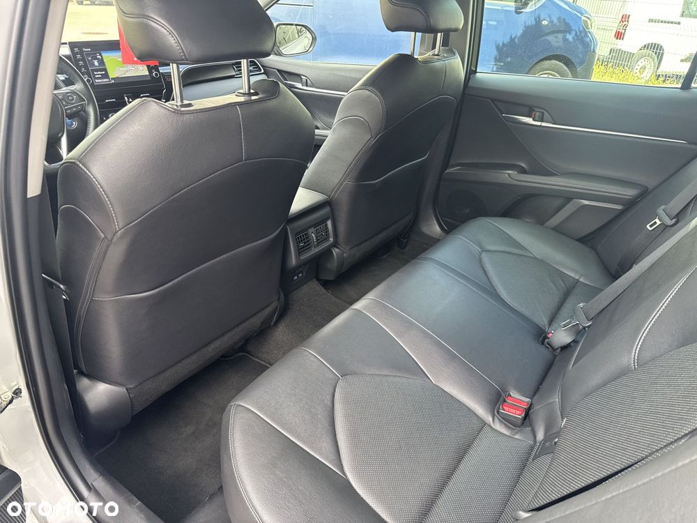 Toyota Camry 2.5 Hybrid Executive CVT - 16