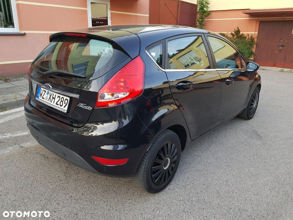 Ford Fiesta 1.25 Titanium EU5 - 6
