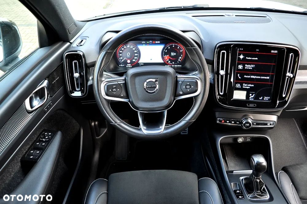 Volvo XC 40 T3 R-Design - 26