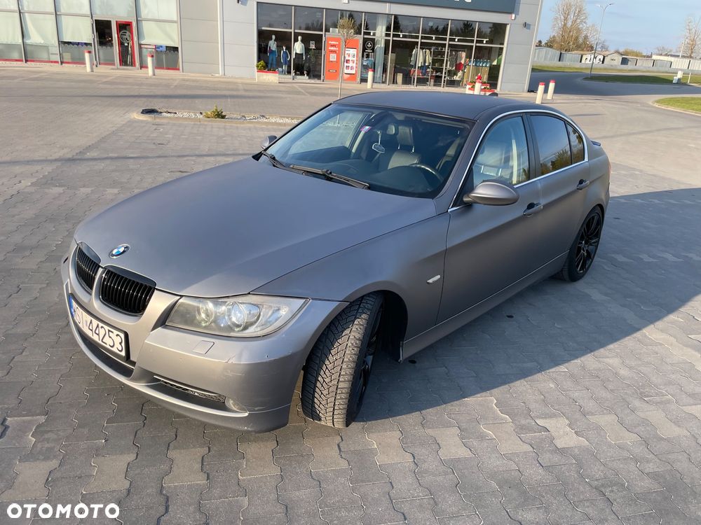 BMW Seria 3 330i - 2