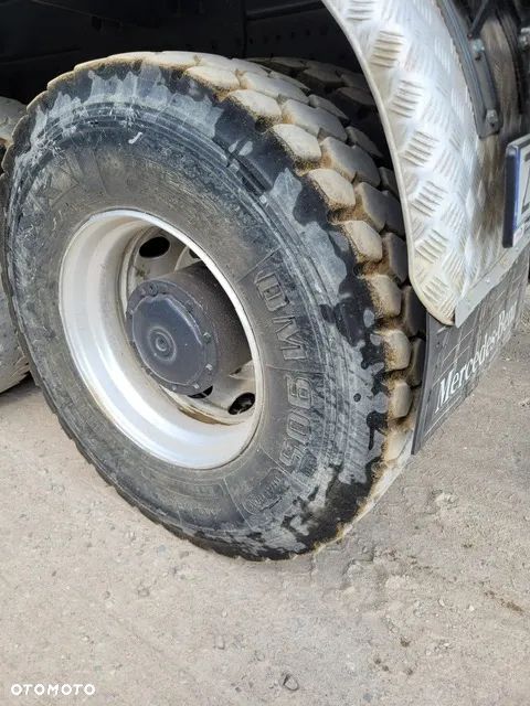 Mercedes-Benz 4141 - 7