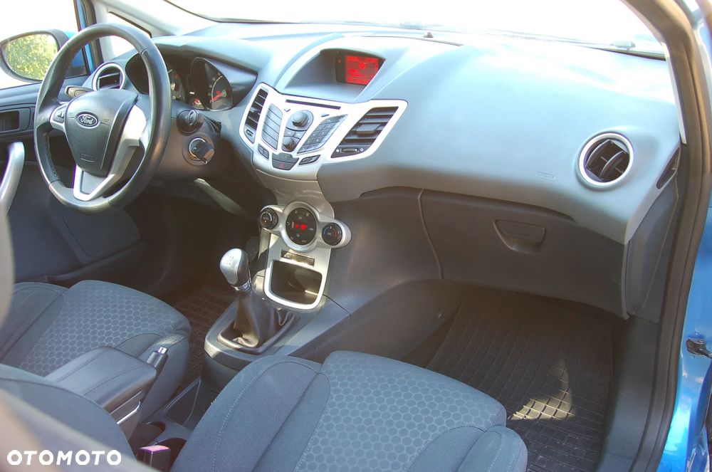 Ford Fiesta 1.4 Titanium EU5 - 7
