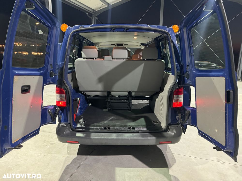 Volkswagen Transporter T5 City - 8