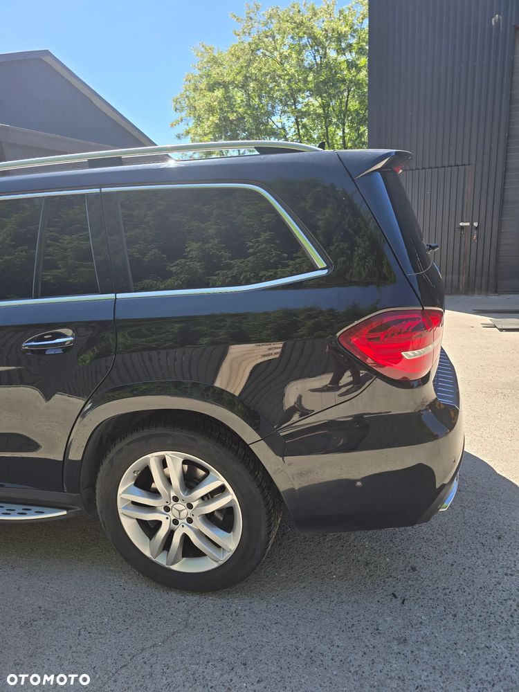 Mercedes-Benz GLS 350 d 4-Matic - 8