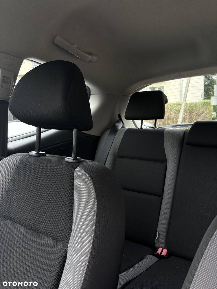 Peugeot 207 1.4 16V Trendy - 12