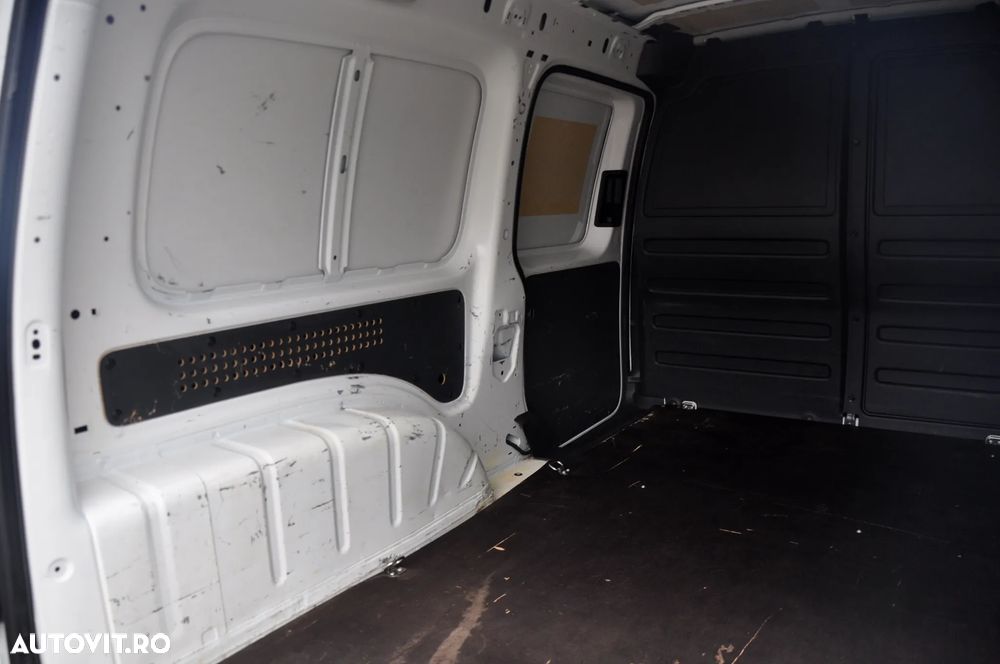 Volkswagen Caddy Maxi 2.0 TDI 75 kW - 10