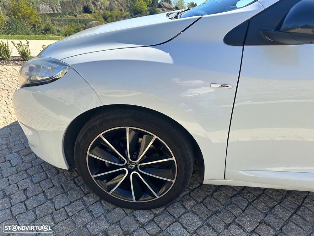Renault Mégane dCi 110 FAP EDC Bose Edition - 5