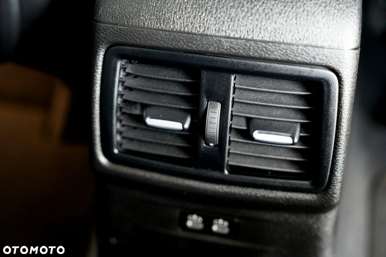 BMW X1 - 28