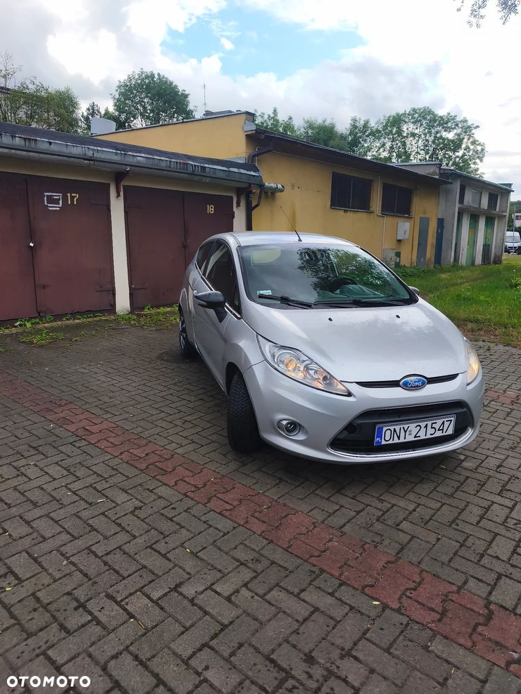 Ford Fiesta 1.6 TDCi DPF Ghia - 2